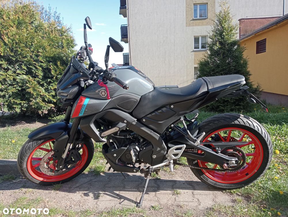 Yamaha MT - 5