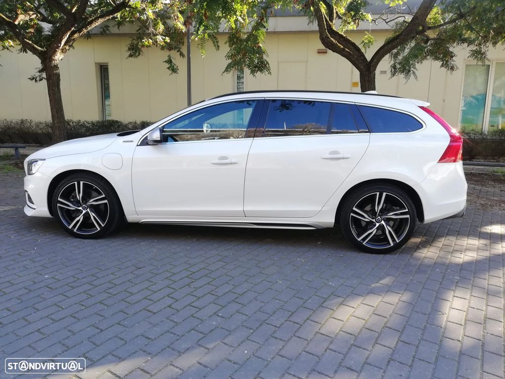 Volvo V60 2.4 D6 R-Design Sum.AWD Phev - 14