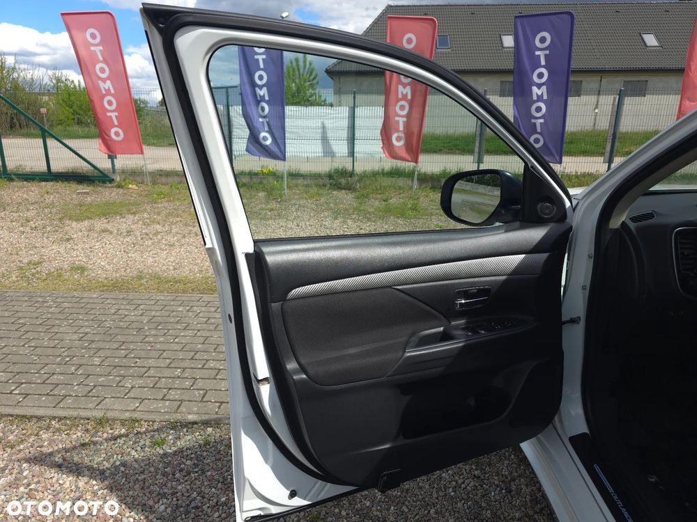 Mitsubishi Outlander 2.0 4WD CVT Edition+ - 18