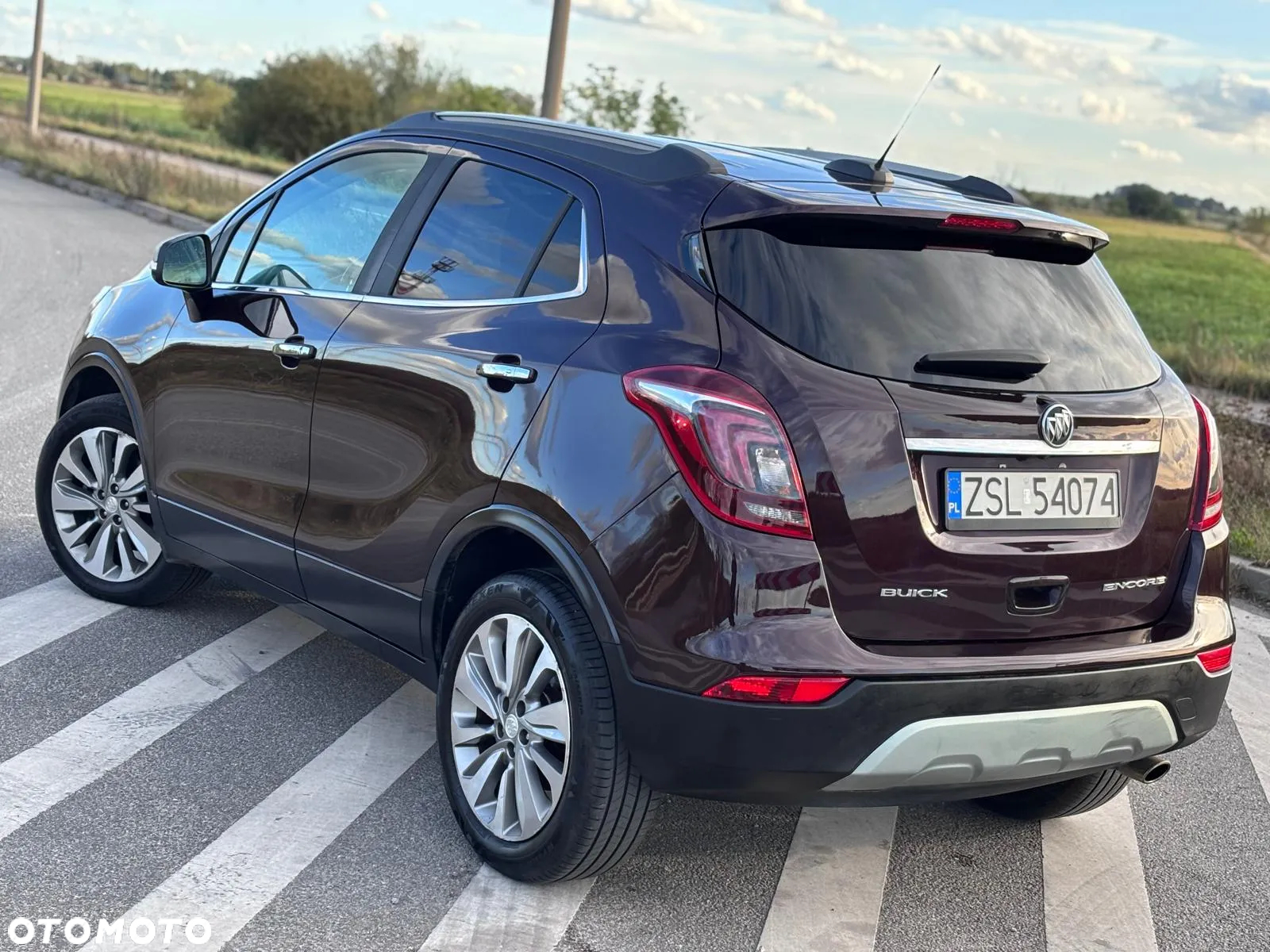 Buick Encore - 3