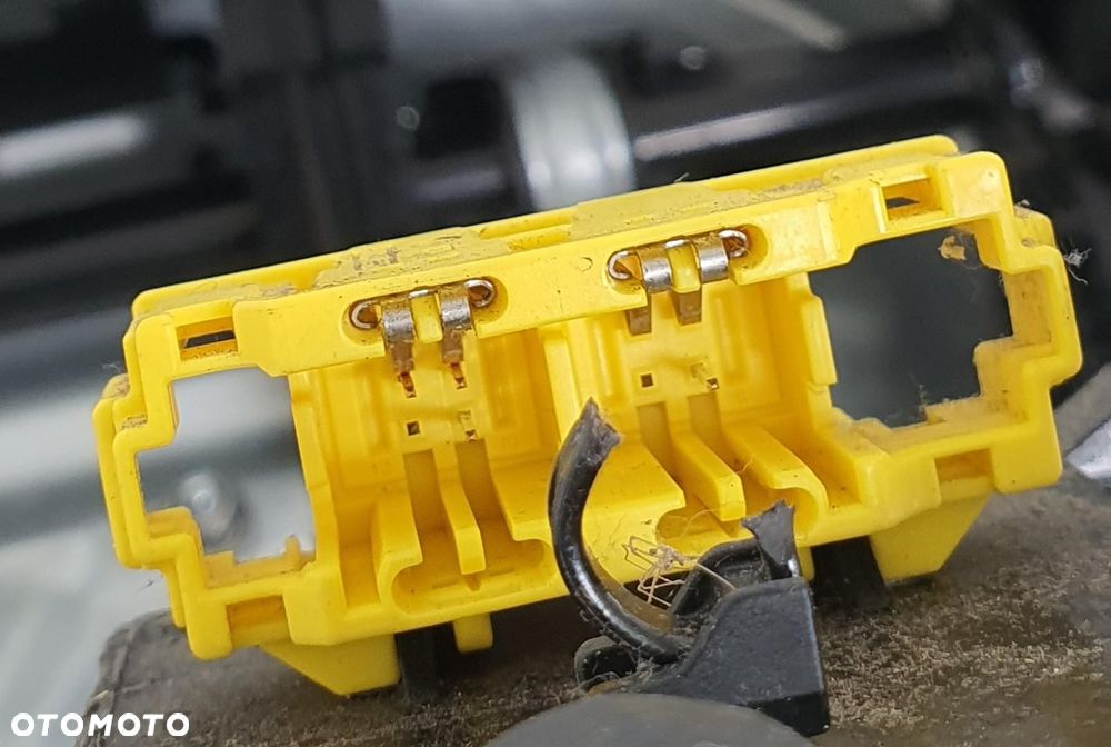 FOTEL LEWY PRZÓD PRZEDNI KIEROWCY SKÓRA GRZANY MERCEDES W246 EUROPA - 16