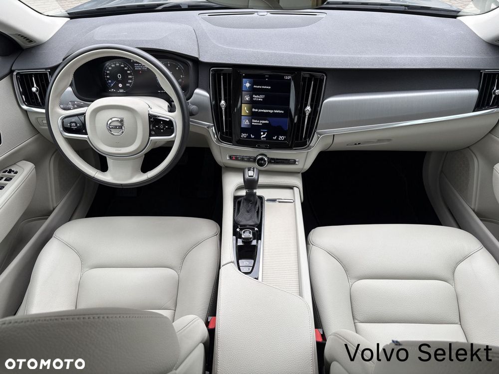Volvo S90 - 16