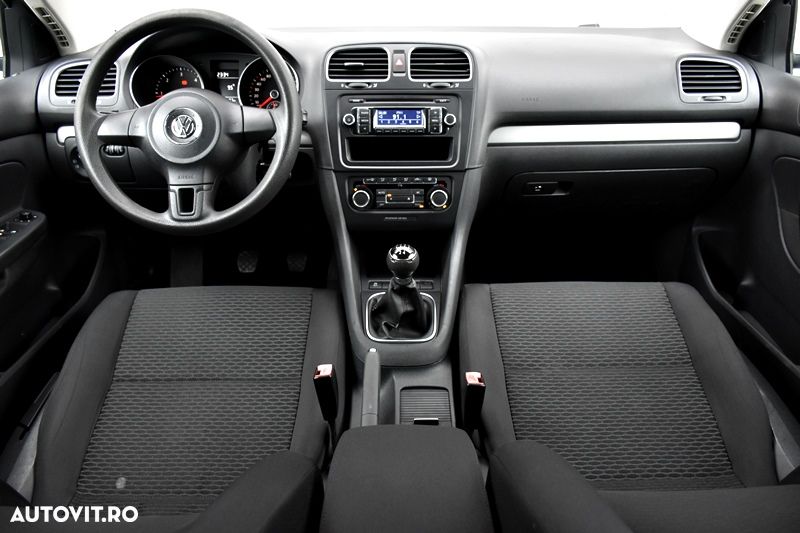 Volkswagen Golf 1.6 TDI DPF Trendline - 4