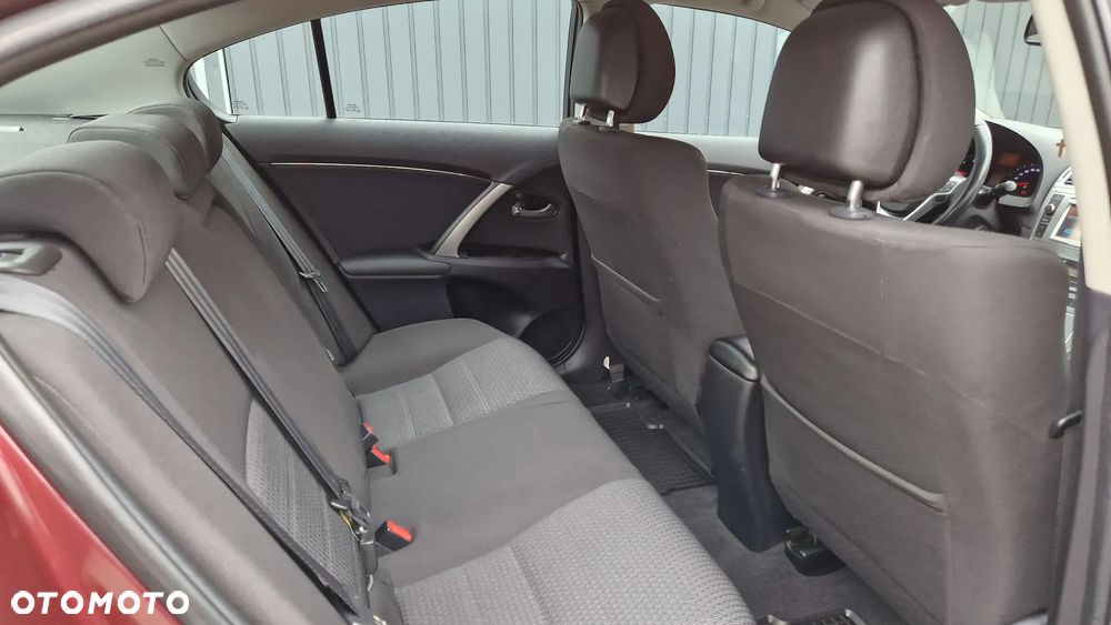 Toyota Avensis 2.0 D-4D Premium - 12