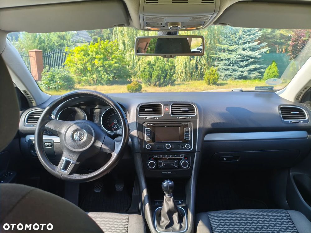 Volkswagen Golf Variant 1.6 TDI DPF BlueMotion Technology Style - 14