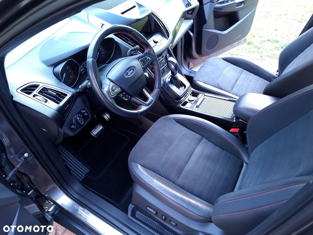 Ford Kuga 2.0 EcoBoost AWD ST-Line ASS - 9