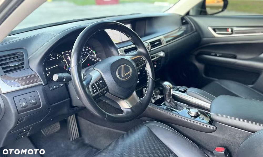 Lexus GS - 5
