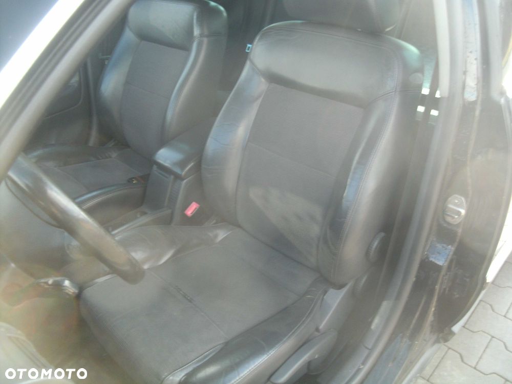 Volkswagen Passat - 6