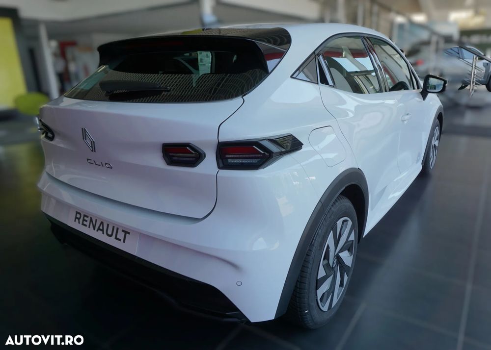 Renault Clio - 8