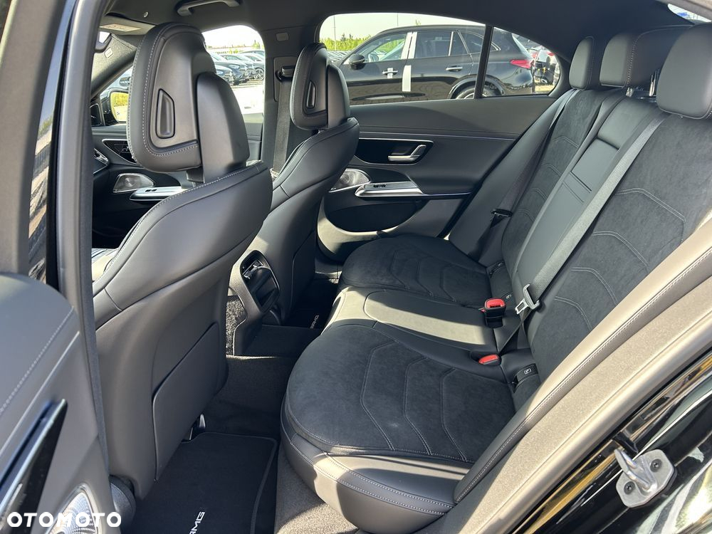 Mercedes-Benz Klasa E 220 d mHEV 4-Matic AMG 9G-Tronic - 8