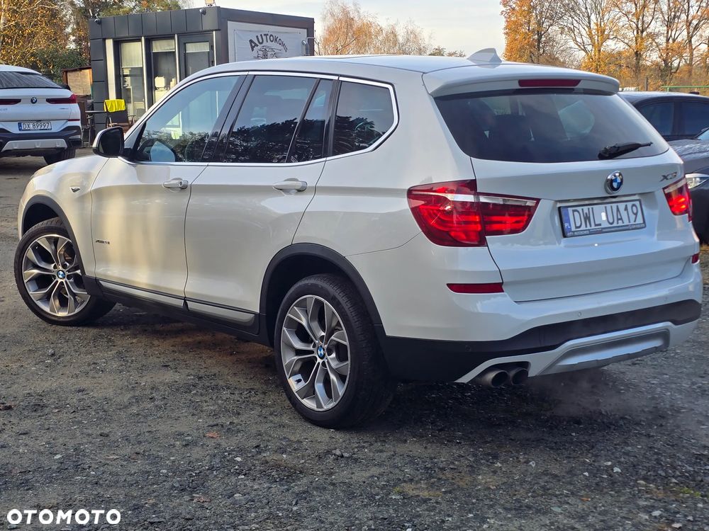 BMW X3 xDrive28i xLine - 11