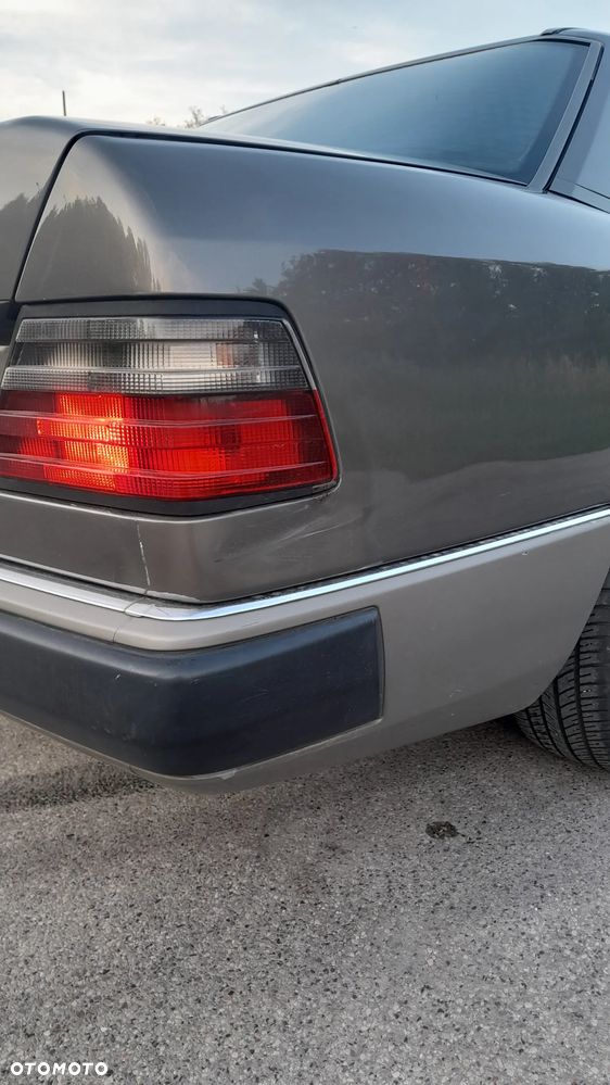 Mercedes-Benz W124 (1984-1993) - 9