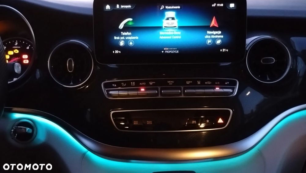 Mercedes-Benz Klasa V 220 d kompakt 4Matic 9G-TRONIC Edition 2020 - 3