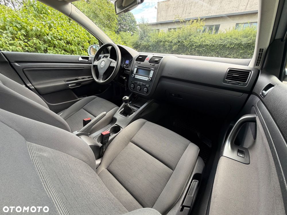 Volkswagen Golf 1.6 Edition - 24