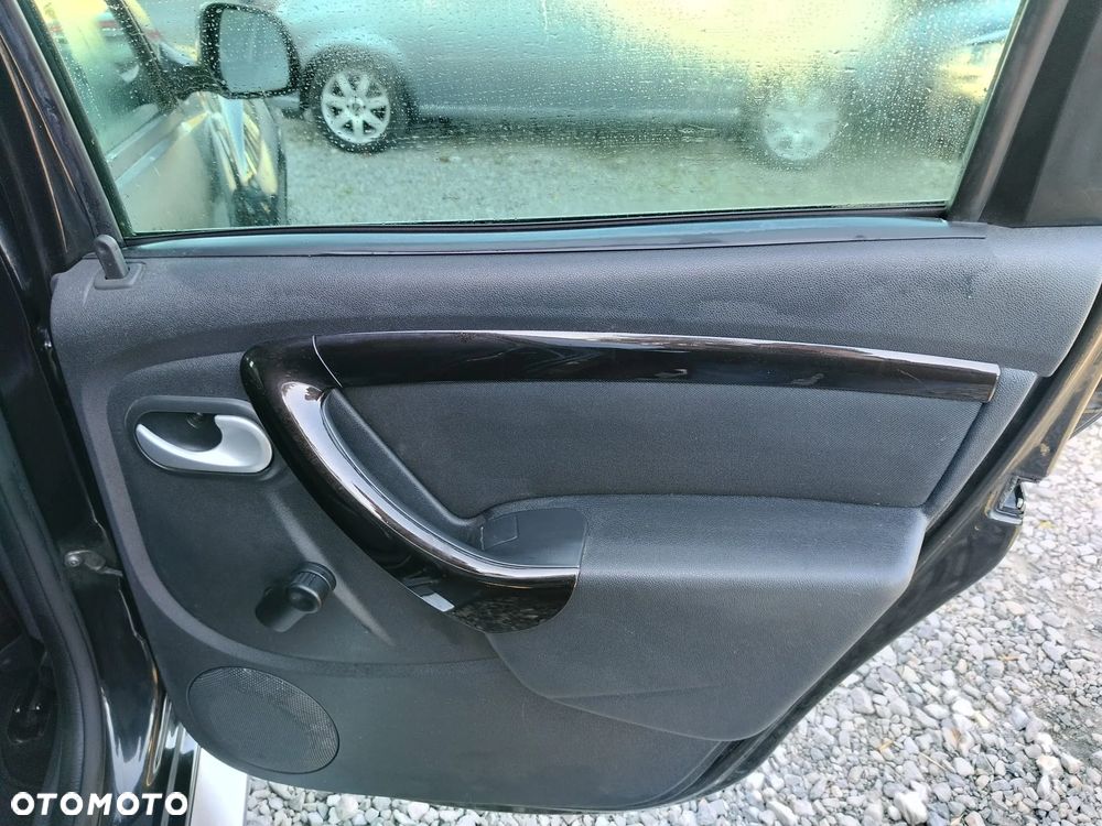 Dacia Duster 1.6 - 21