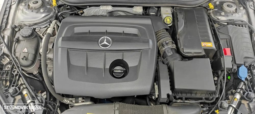 Mercedes-Benz CLA 180 - 40