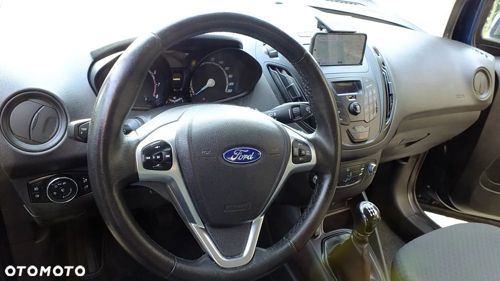 Ford Tourneo Courier 1.0 EcoBoost Trend - 30