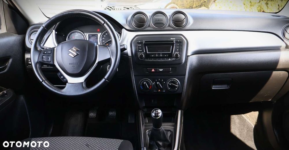 Suzuki Vitara - 17