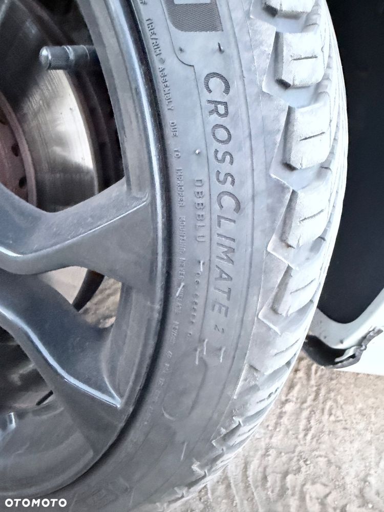 Renault Clio 1.6 R.S 200 EDC - 8