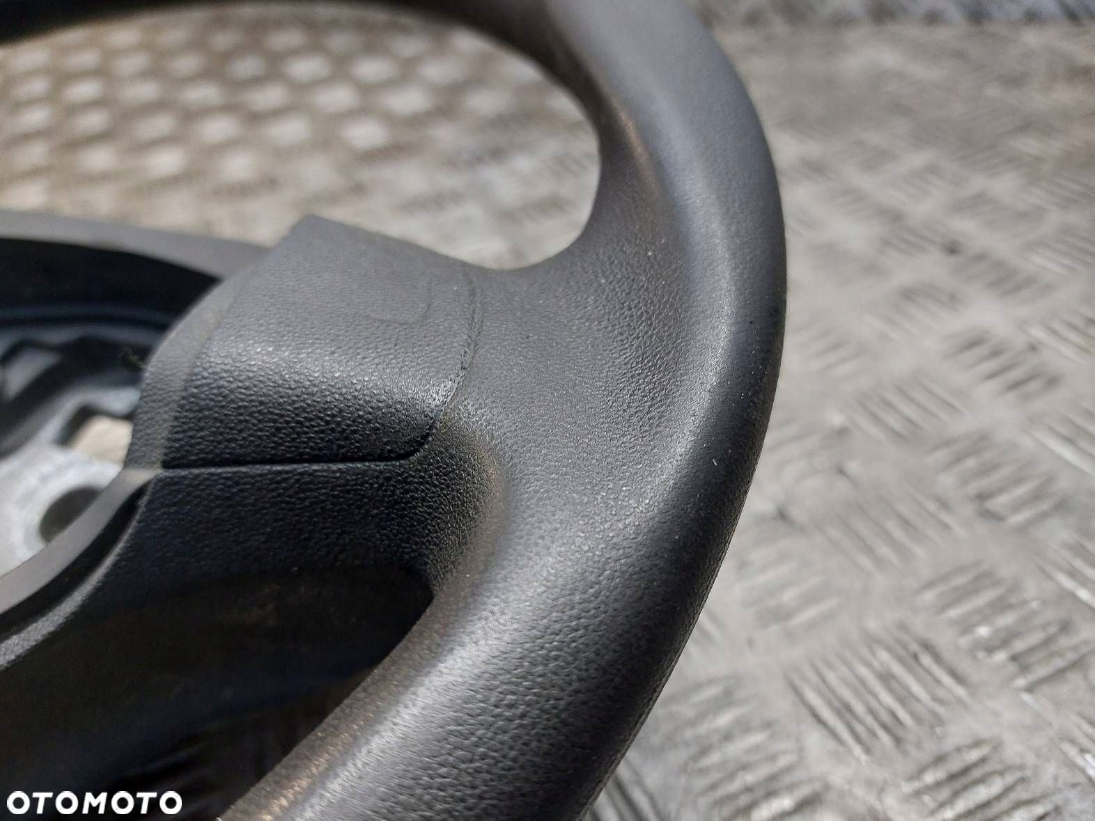 KIEROWNICA FIAT GRANDE PUNTO I - 4