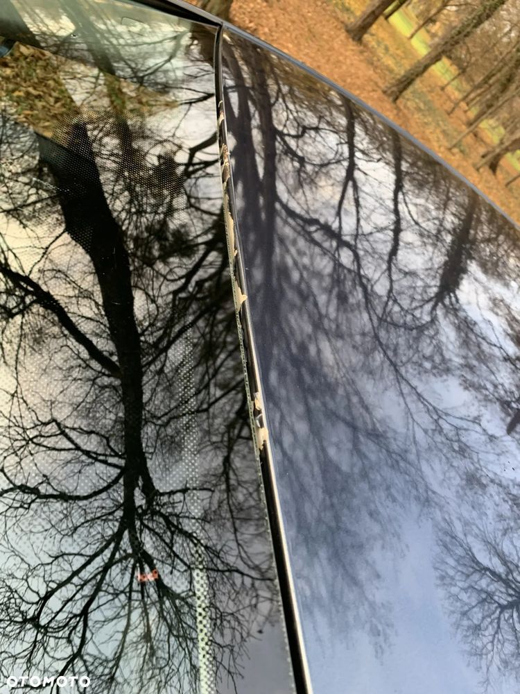 Volkswagen Golf Plus 1.9 TDI DSG Comfortline - 23