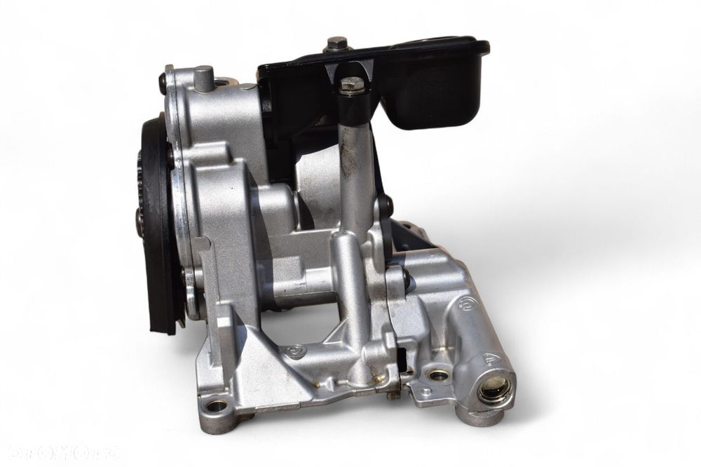 Pompa Oleju BMW F10 F11 F01 F25 3.0D 7823009 - 3