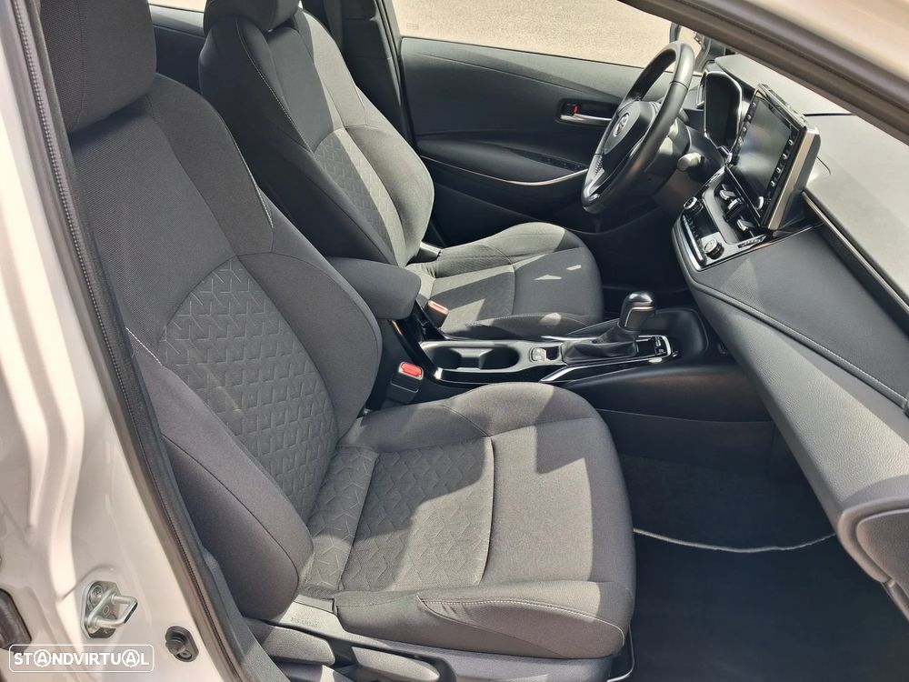 Toyota Corolla 1.8 Hybrid Exclusive - 17
