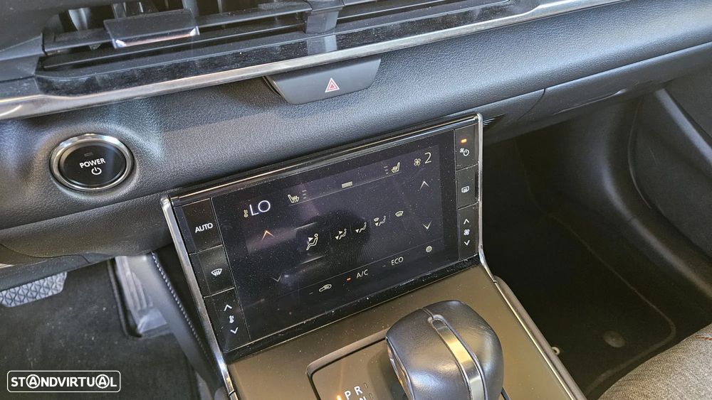 Mazda MX-30 e-SKYACTIV Advantage+Modern Confidence - 25