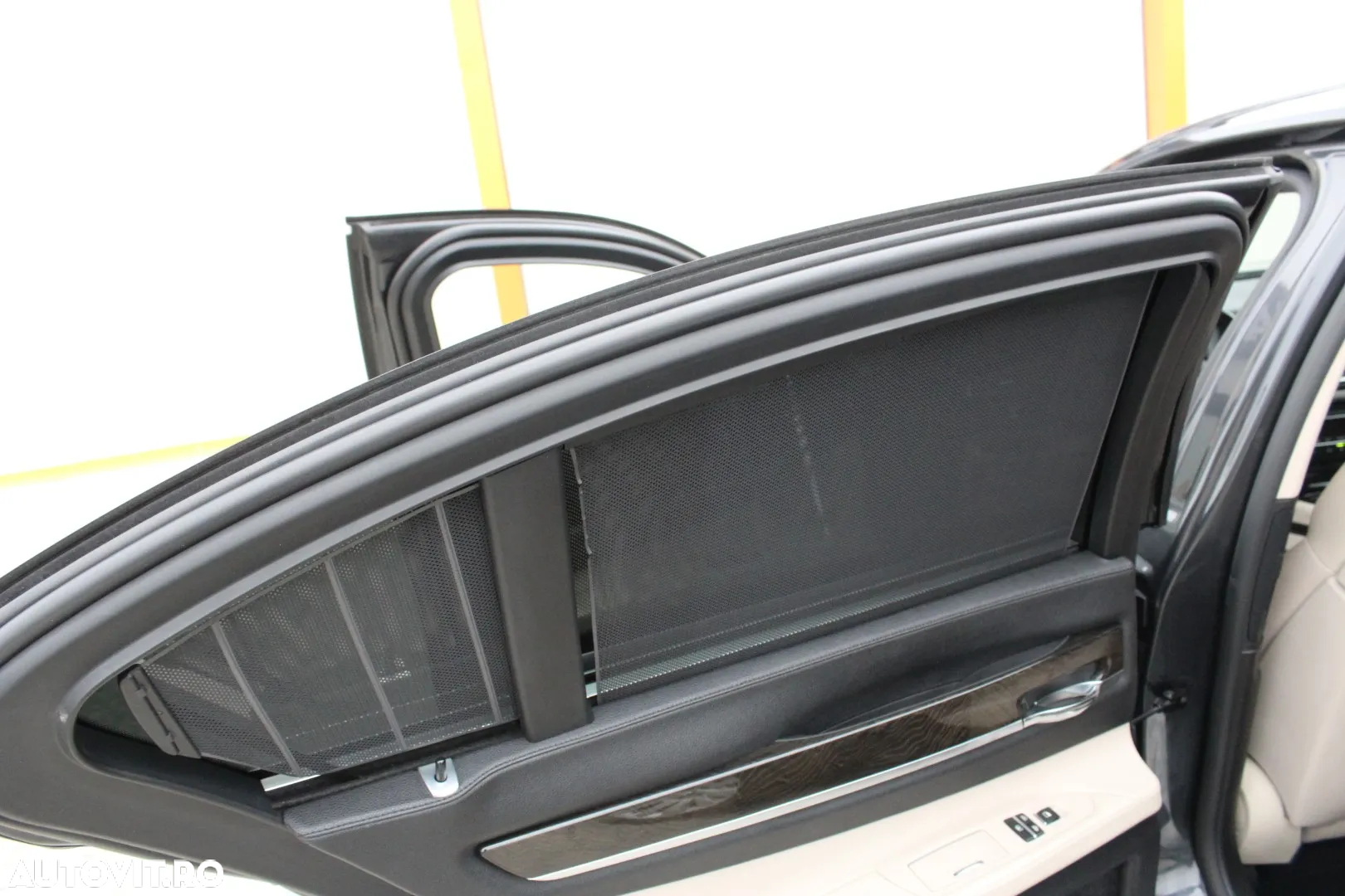 BMW Seria 7 - 18
