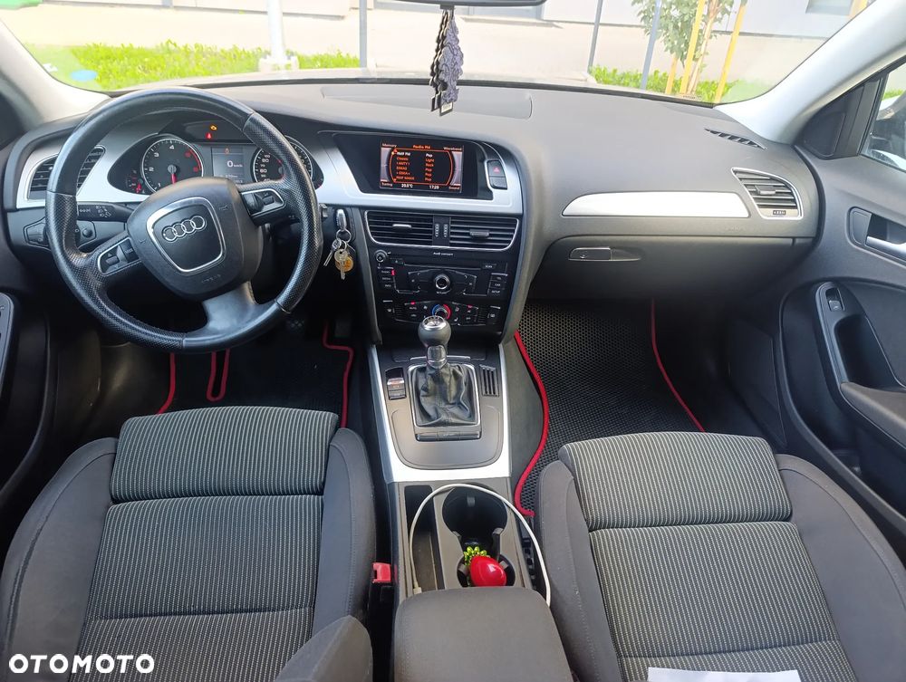Audi A4 Avant 2.0 TDI DPF Quattro - 10