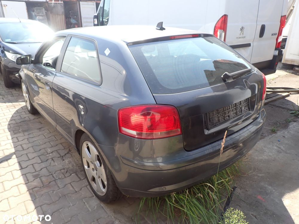 CZĘŚCI - Audi A3 8P 2,0 TDI 140KM BKD HB 3D LIFT AT HQL  lakier LX7Z 2005r. INDEX - 10190 - 3