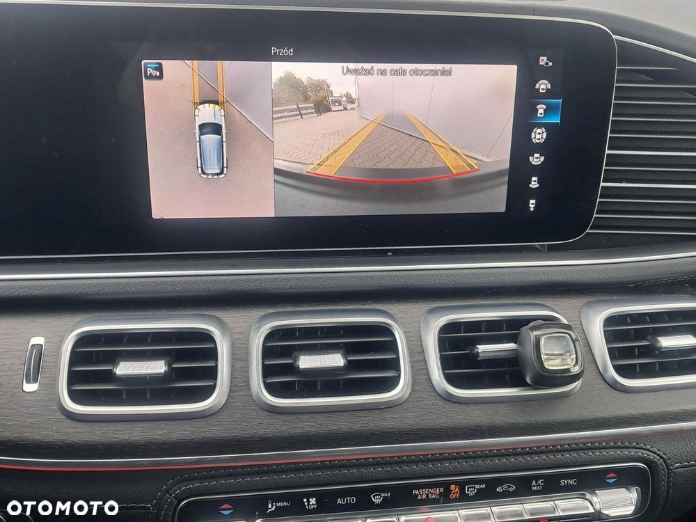 Mercedes-Benz GLE 300 d 4-Matic - 22