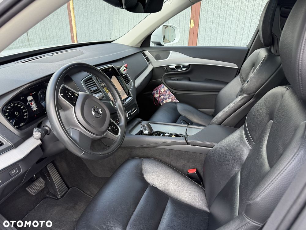 Volvo XC 90 B5 D AWD Momentum Pro - 3