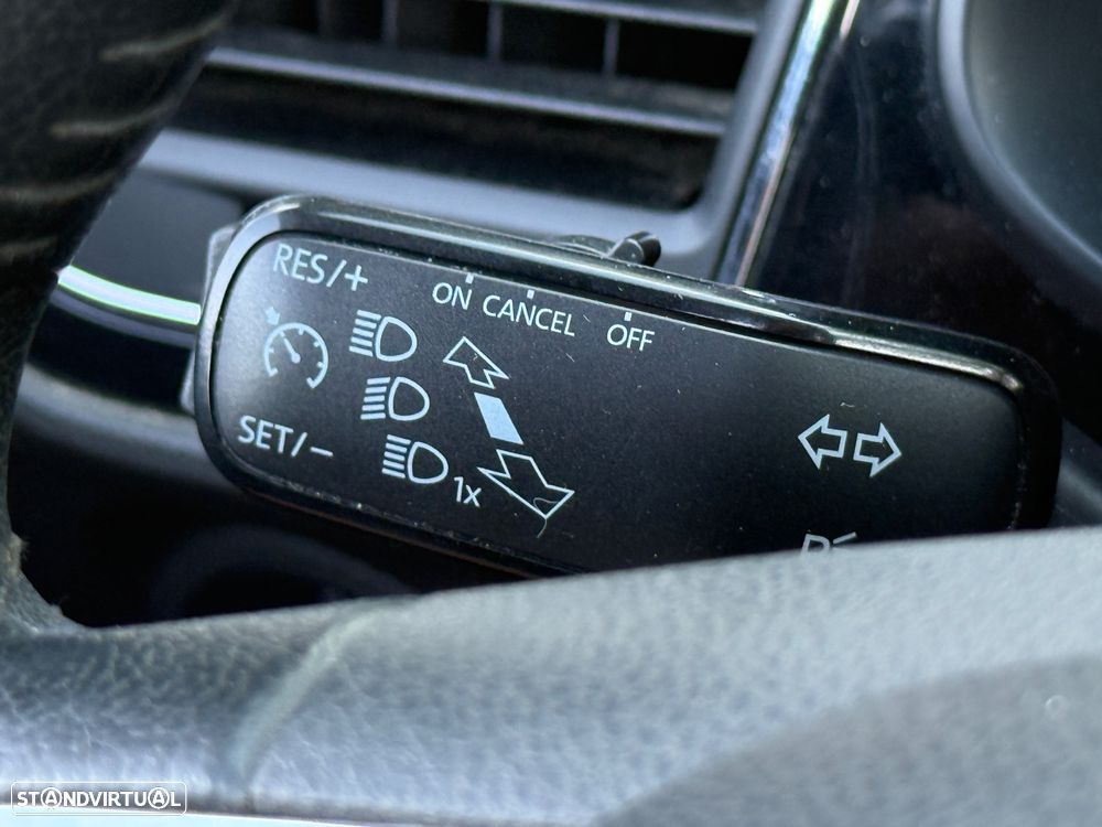 SEAT Leon SC 1.6 TDI DPF S&S Style - 31