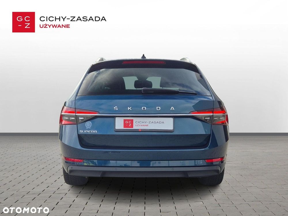 Skoda Superb 2.0 TDI SCR Style DSG - 4