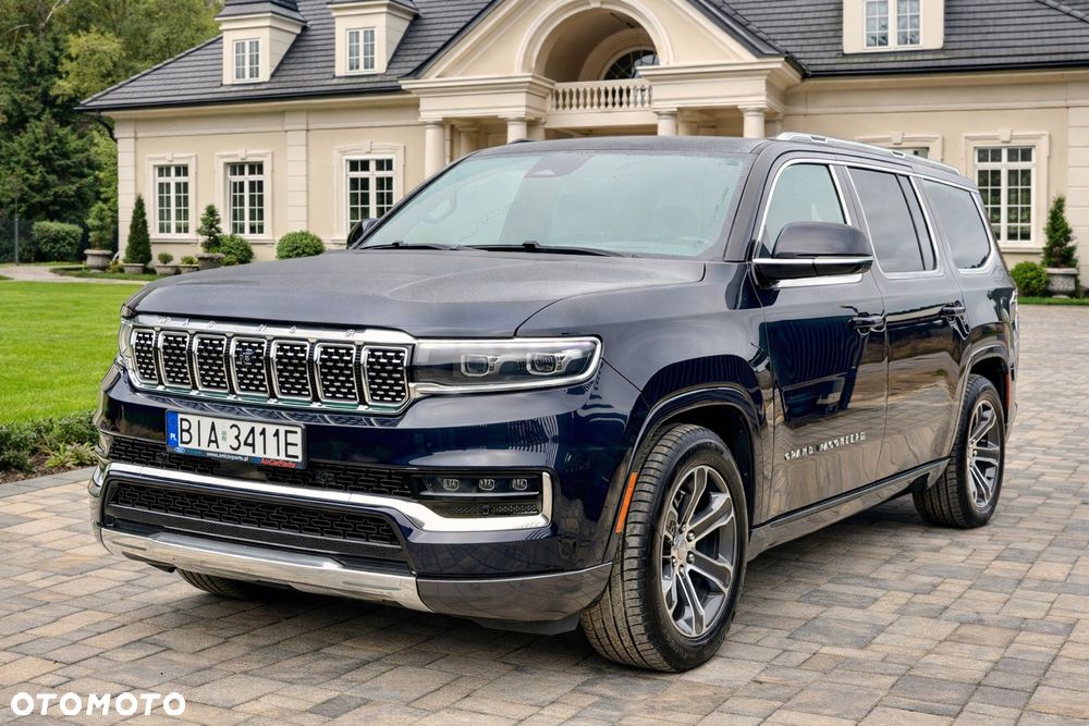 Jeep Grand Wagoneer - 1