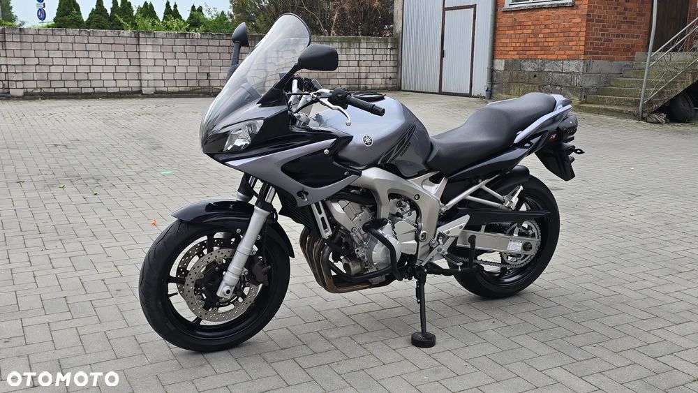 Yamaha FZ6 - 7