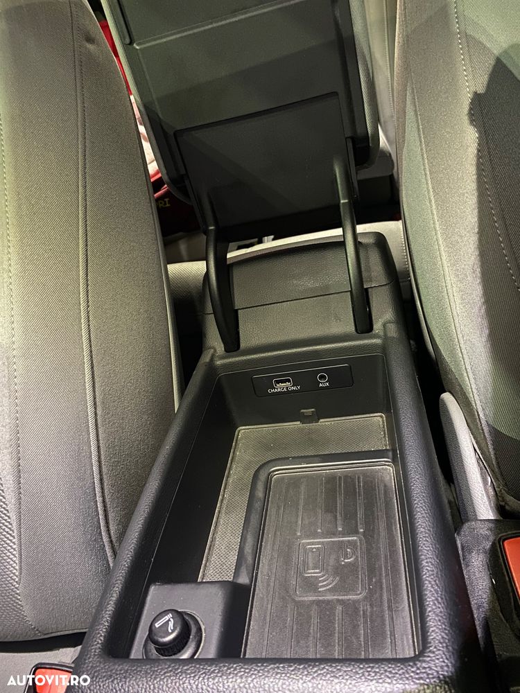 Audi A4 Limuzina 2.0 TDI - 12
