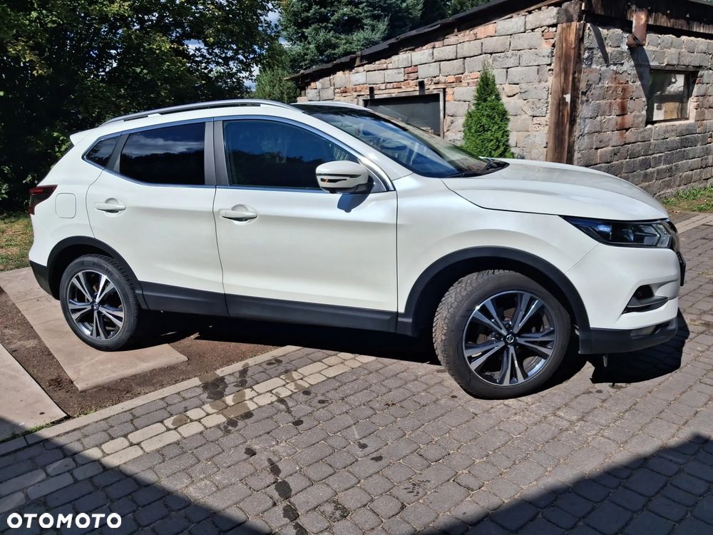 Nissan Qashqai 1.3 DIG-T N-Connecta - 29