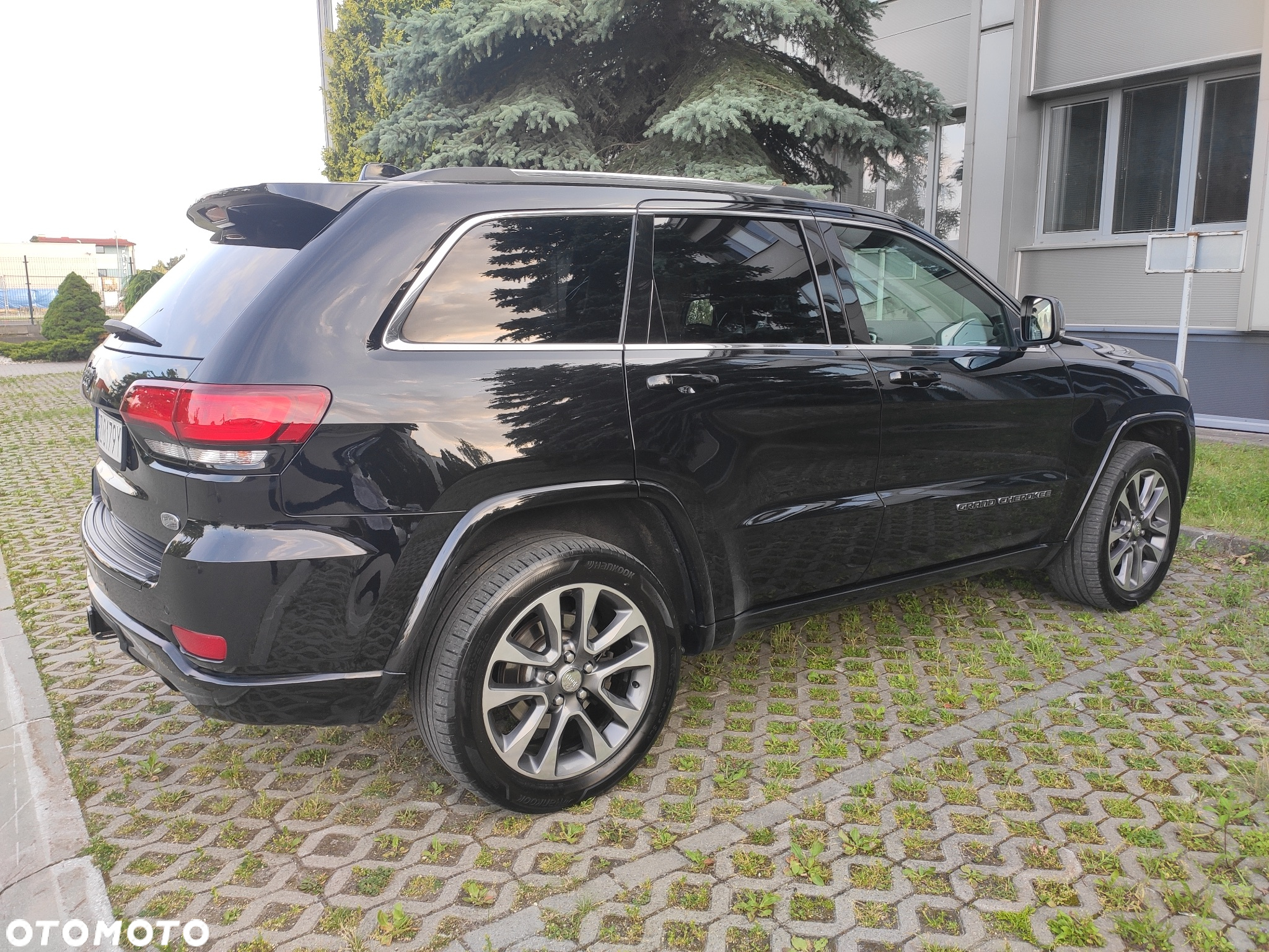 Jeep Grand Cherokee 5.7 V8 Overland - 12