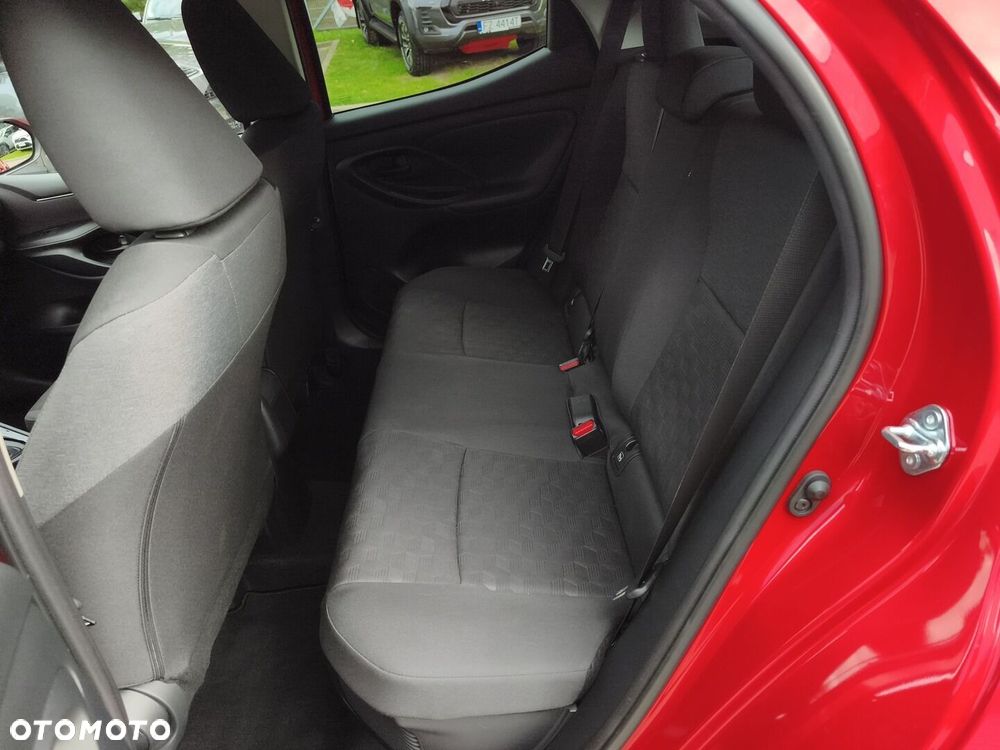 Toyota Yaris Hybrid 1.5 Style - 25