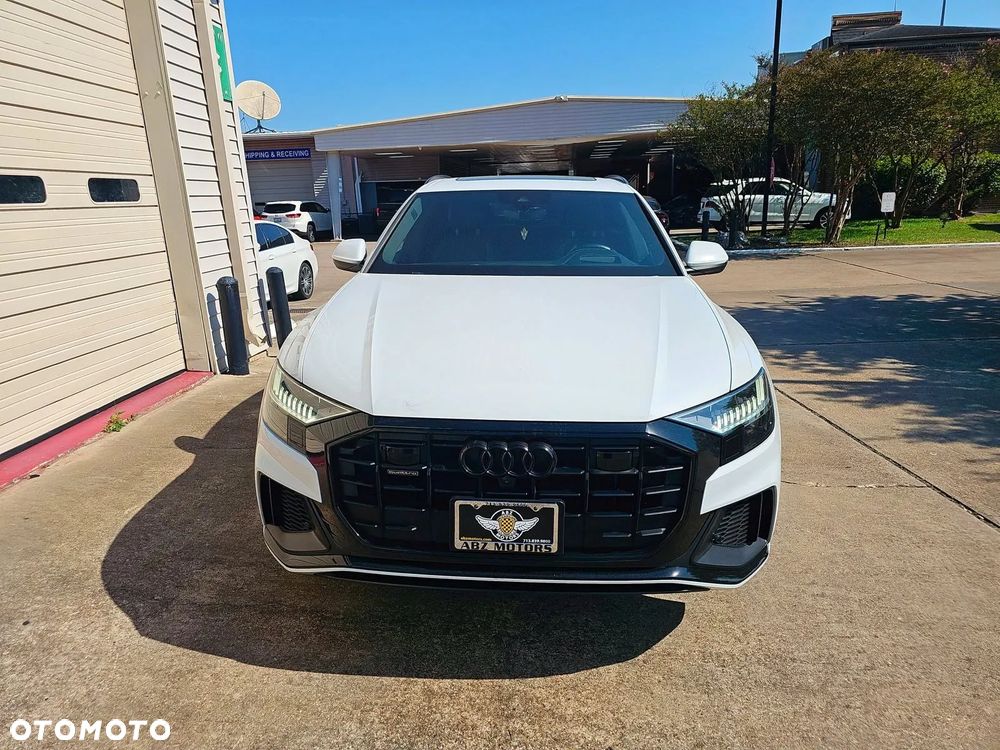 Audi Q8 55 TFSI quattro tiptronic - 2