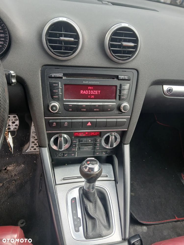 Audi A3 Cabrio 2.0 TDI DPF S tronic Ambition - 15