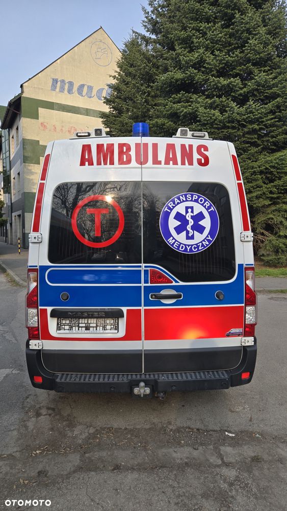 Renault Master Ambulans karetka - 6