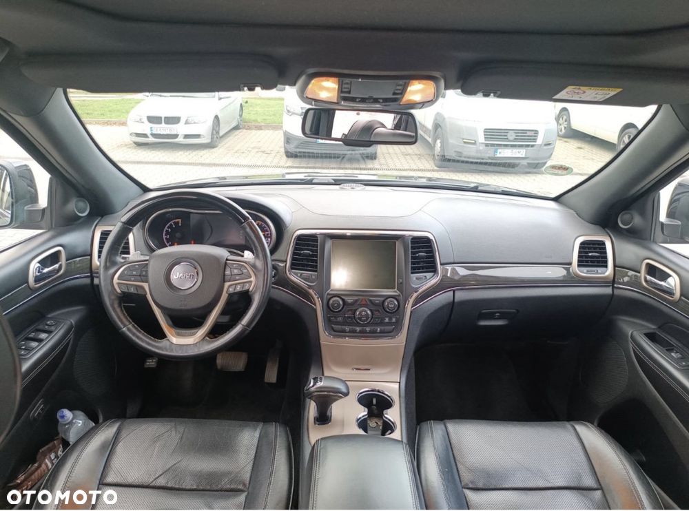 Jeep Grand Cherokee - 1
