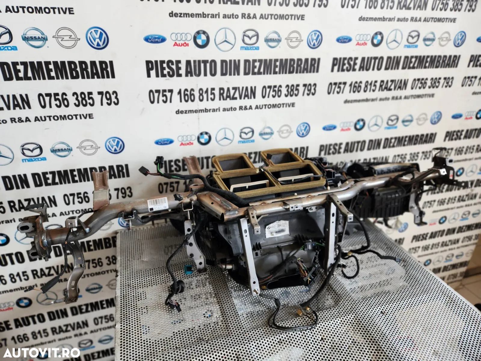 Armatura Tulumba Bord Carcasa Aeroterma Completa Bmw Seria 3 F30 F31 F34 Seria 4 F32 F33 F36 Volan - 6