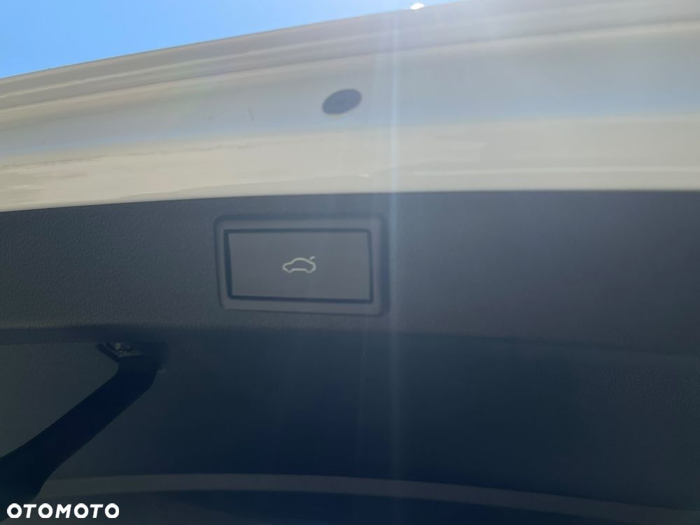Skoda Octavia 2.0 TDI RS DSG - 8