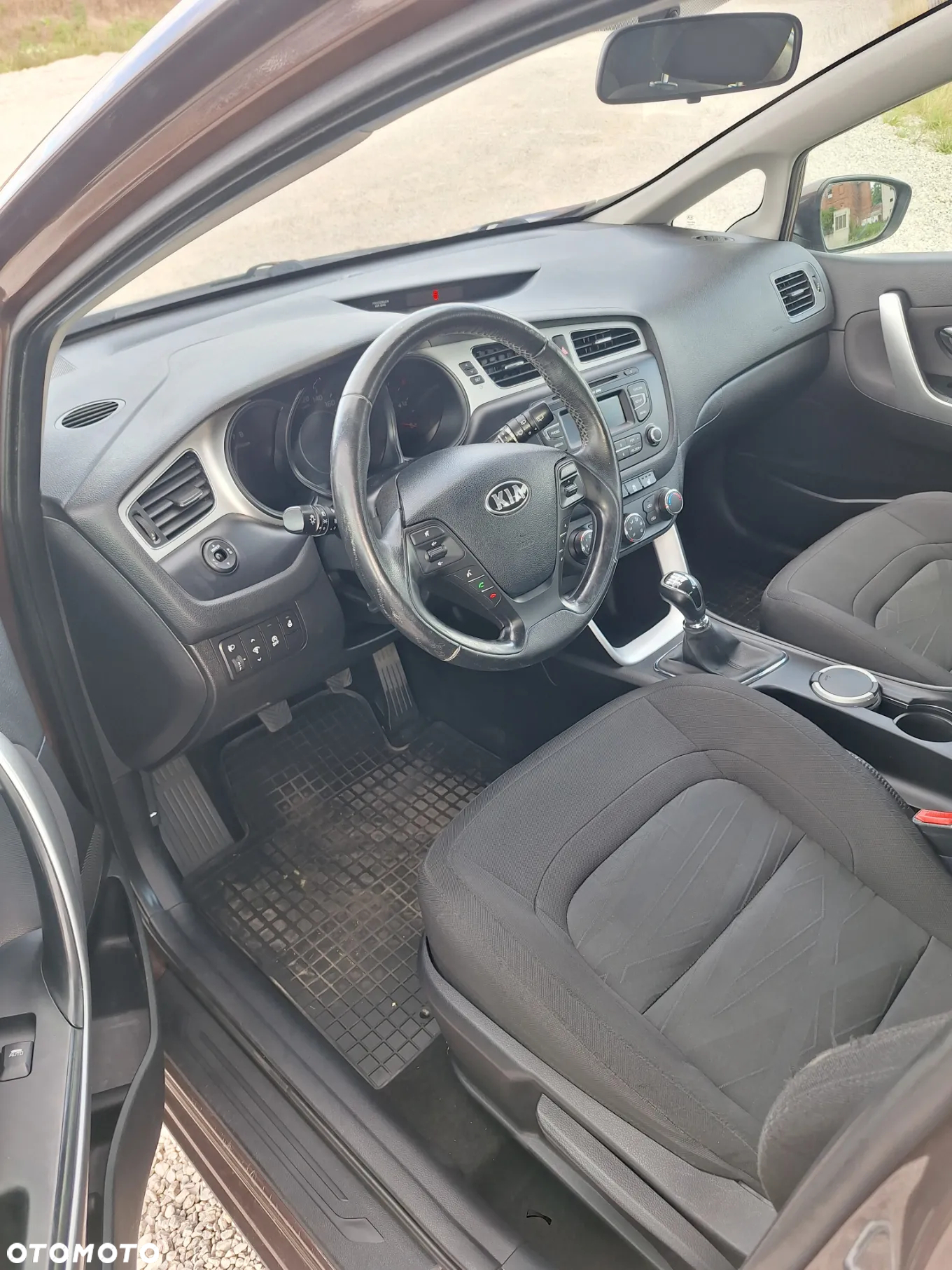 Kia Ceed Cee'd 1.4 L - 8