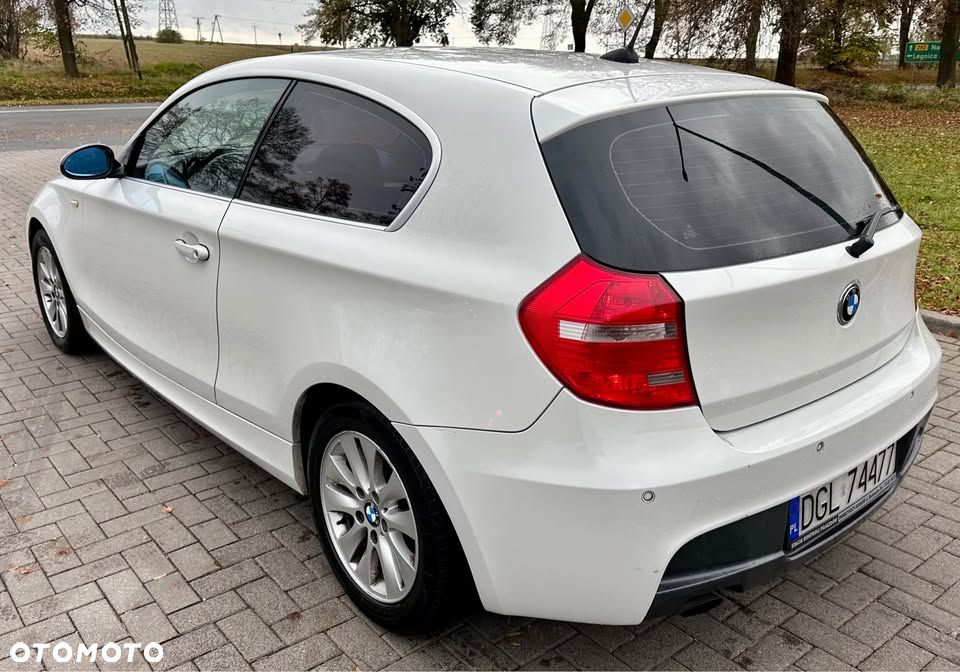 BMW Seria 1 120d DPF Edition Sport - 4