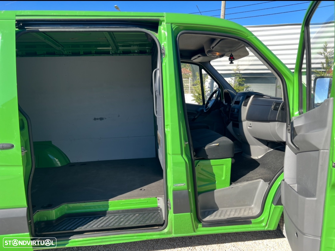 Mercedes-Benz Sprinter - 9